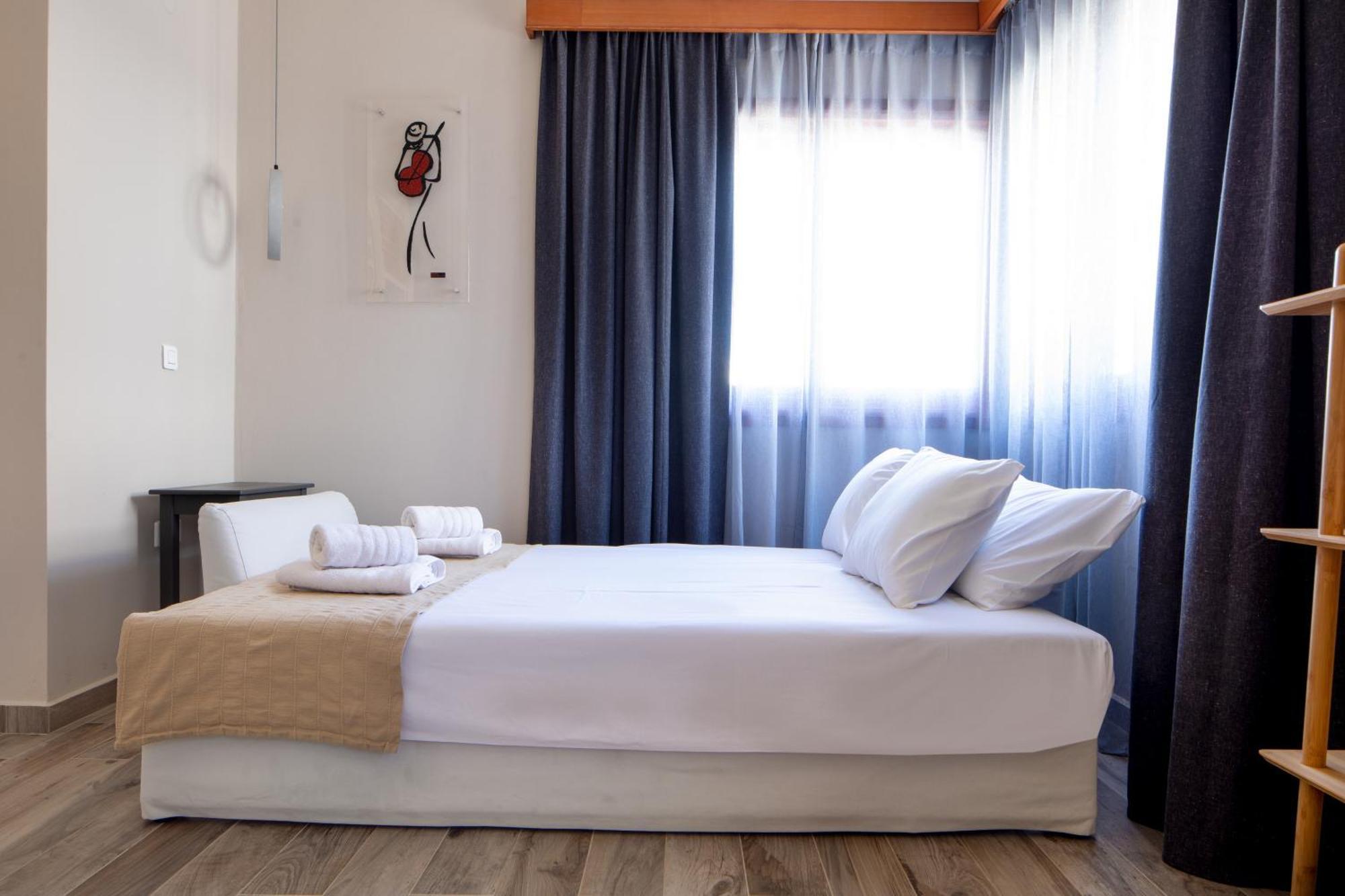 Avra Apartments Kalyves Oda fotoğraf